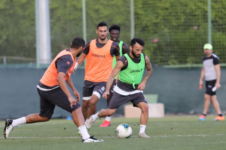 Aytemiz Alanyaspor kupaya d&ouml;nd&uuml;