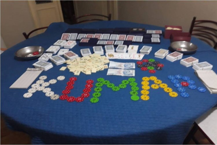 Kumar oynatılan 2 iş yerine operasyon: 11 kişiye ceza yağdı