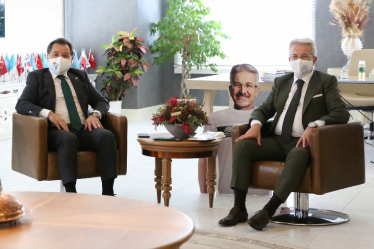 Bursa Nil&uuml;fer Belediye Başkanı Erdem'den Bursaspor'a destek