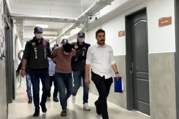 'FET&Ouml;' yalanıyla dolandıran &ccedil;etenin &uuml;yeleri yakalandı