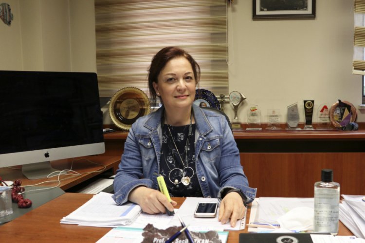 Bilim Kurulu &Uuml;yesi &Ouml;zkan tarih verip uyardı: İkinci bir pik noktası yaşayabiliriz