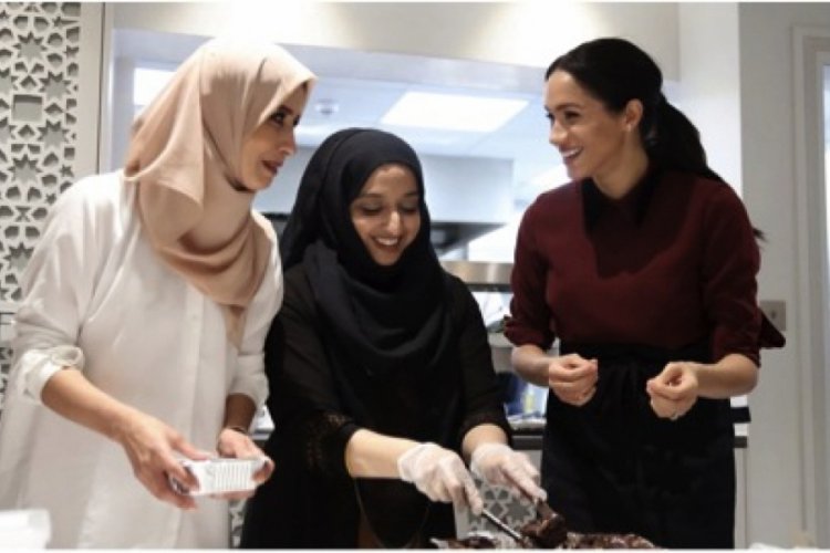 Meghan Markle Grenfell Kulesi'nde &ouml;lenleri andı