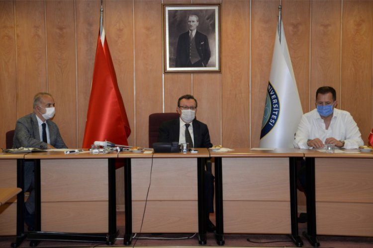 Bursa'da &uuml;niversite-sanayi işbirliğinde 'Sağlık-Sanayi' d&ouml;nemi başlıyor