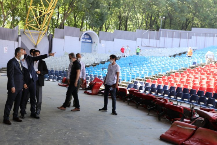 Bursa A&ccedil;ık Hava Tiyatrosu festivale hazırlanıyor