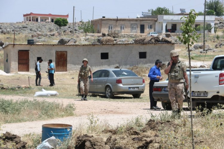 Akrabalar arasında silahlı &ccedil;atışma: 1 &ouml;l&uuml;, 5 yaralı