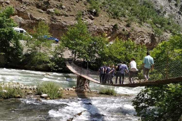 Irmağa d&uuml;şen 8 yaşındaki Rana, hayatını kaybetti