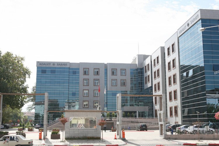 Bursa'da T&uuml;rk Silahlı Kuvvetleri G&uuml;&ccedil;lendirme Vakfı'na bağış yapınca uzlaştılar