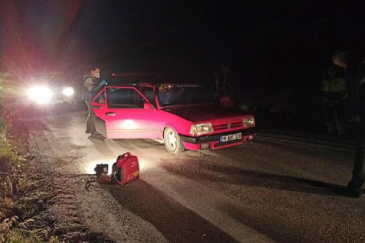 'Dur' ihtarına uymayıp, polise ateş a&ccedil;tılar