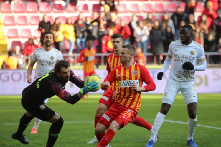 Kayserispor 5 kez galibiyeti ka&ccedil;ırdı