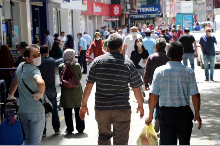 Dr. A&ccedil;ıkg&ouml;z: Yeni normalleşmeyi halkımız yanlış anladı
