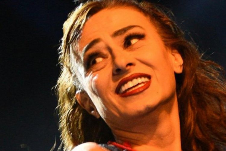 Yıldız Tilbe sosyal medya hesabından paylaştı: Evlendim