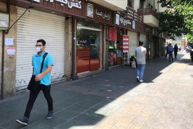 İran Sağlık Bakanlığı Kovid-19 vakalarının y&uuml;ksek olduğu yerlerde yeniden kısıtlama istiyor
