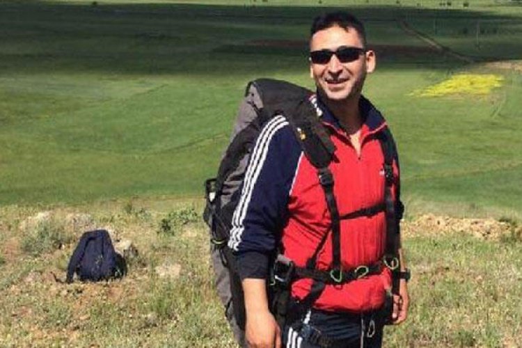 Paraş&uuml;tle eğitim u&ccedil;uşu yapan astsubay, d&uuml;şerek hayatını kaybetti