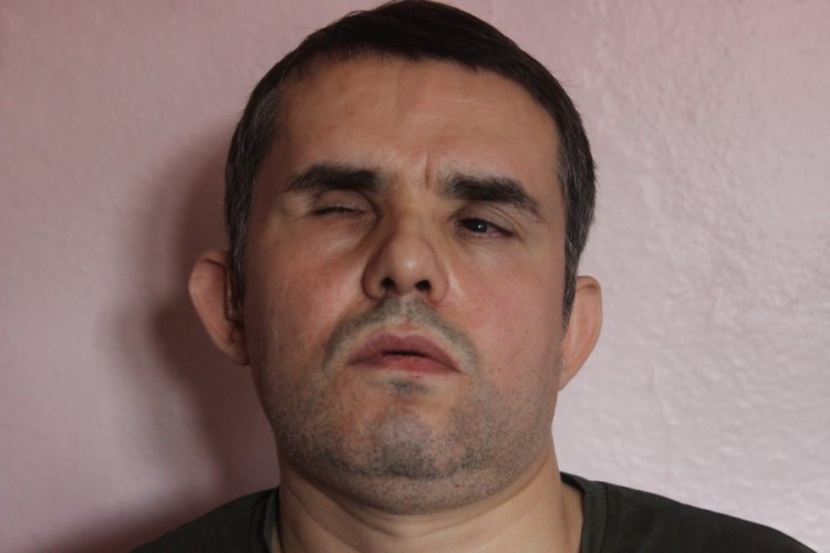 Bursa'da g&ouml;rme engelli adam ayaklı n&uuml;fus k&uuml;t&uuml;ğ&uuml; gibi