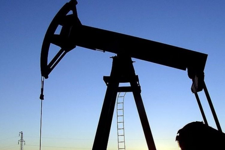 Brent petrol&uuml;n varili 40,76 dolar