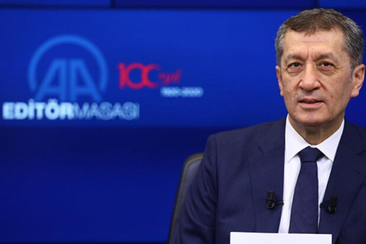 Milli Eğitim Bakanı Sel&ccedil;uk'tan karne a&ccedil;ıklaması