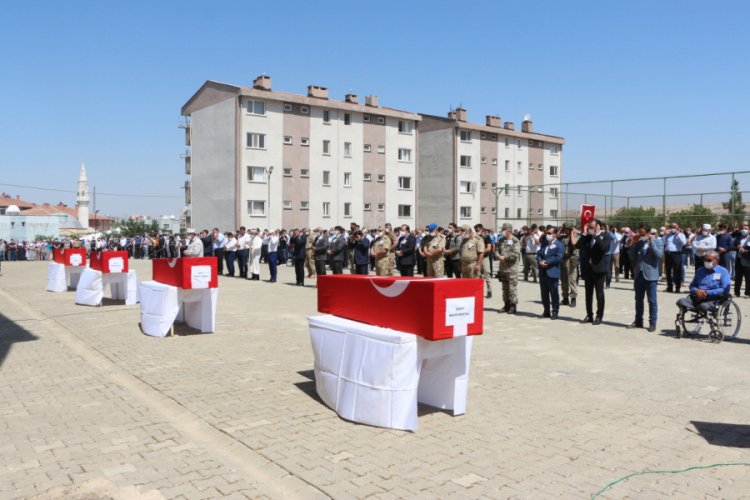 Silopi şehitleri son yolculuklarına uğurlandı