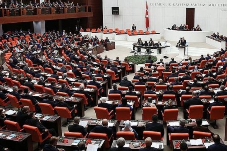 CHP'li vekilden 's&ouml;zleşmeli personel' teklifi
