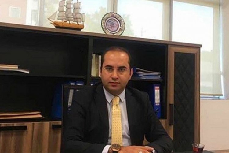 Belediye başkanına bı&ccedil;aklı saldırı
