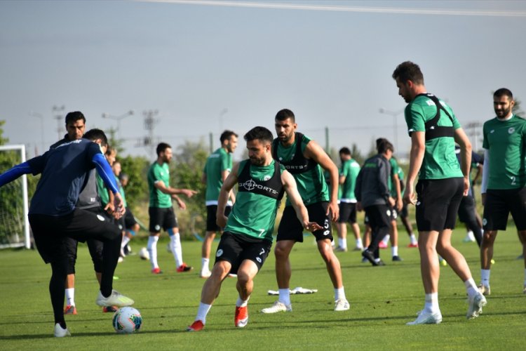Konyaspor hazırlıklarını s&uuml;rd&uuml;rd&uuml;