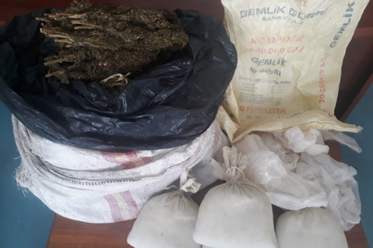 16 kilo 328 gram esrarla yakalanan 3 kişi tutuklandı