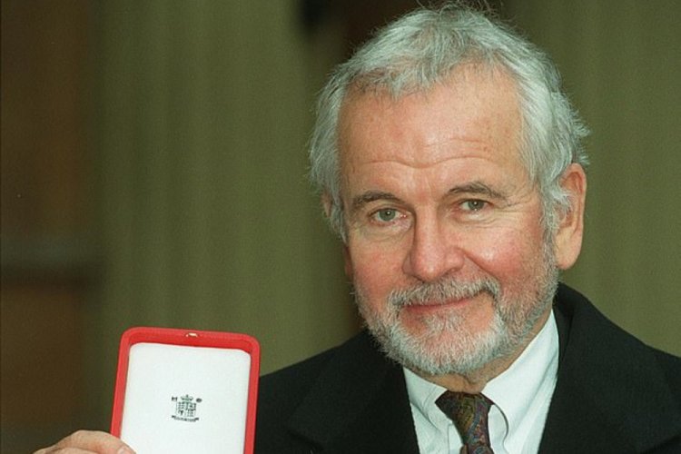 Sir Ian Holm 83 yaşında hayatını kaybetti