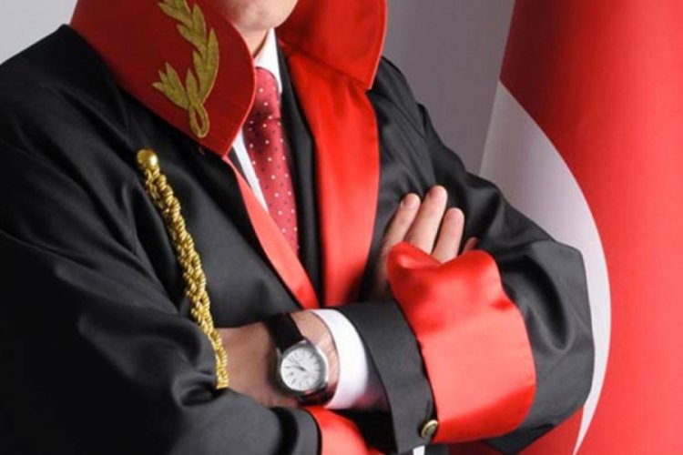 Dolandırıcılıktan tutuklanan savcı tahliye oldu