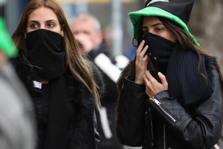 Cezayir'de can kaybı 825'e y&uuml;kseldi