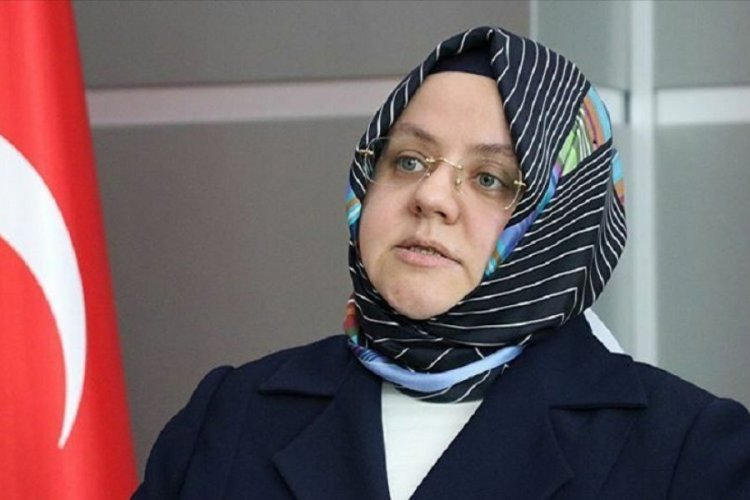 Bakan Sel&ccedil;uk'tan huzurevi a&ccedil;ıklaması! Ziyaret&ccedil;i kabul edilmeyecek
