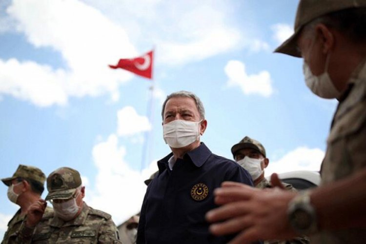 Milli Savunma Bakanı Akar ve TSK komuta kademesi Namaz Dağı'nda