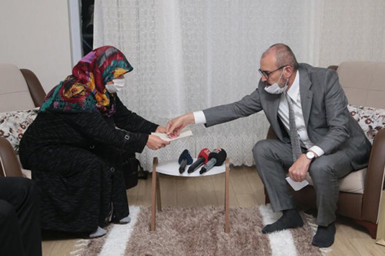 Cumhurbaşkanı Erdoğan o y&uuml;z&uuml;ğ&uuml; hediye etti