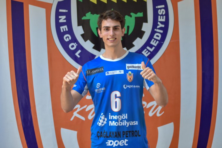 İneg&ouml;l Belediyespor, Ahmetcan B&uuml;y&uuml;kg&ouml;z'&uuml; kadrosuna kattı