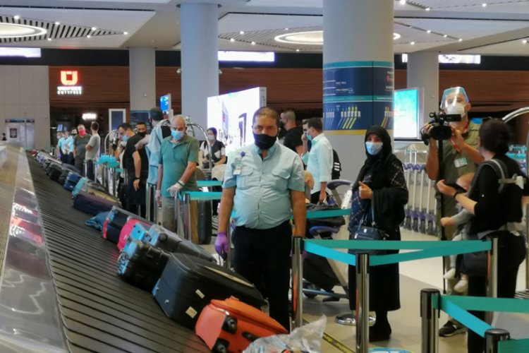 ABD'den İstanbul'a 3 ay sonra ilk tarifeli u&ccedil;uş ger&ccedil;ekleşti