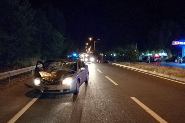 Otomobilin &ccedil;arptığı kadın &ouml;ld&uuml;