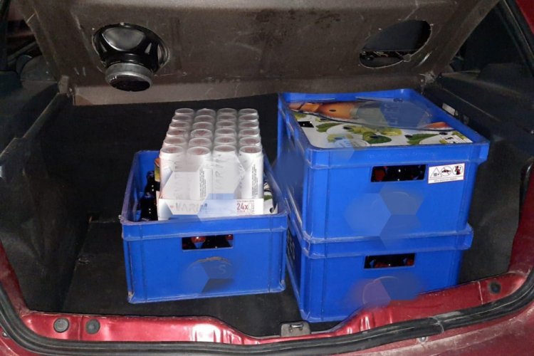 Otomobilde i&ccedil;ki satışına 56 bin lira ceza