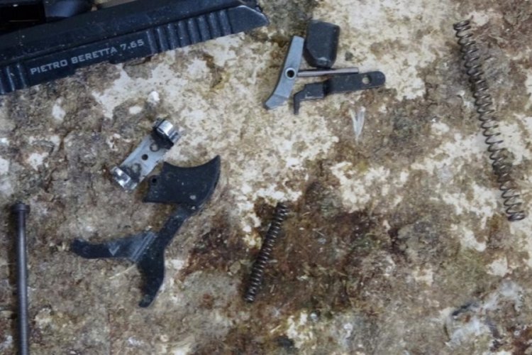 Silah ticareti ş&uuml;phelilerine operasyon: 6 g&ouml;zaltı