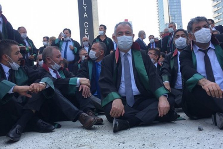 DEVA Partisi: Baroların 'Savunma Y&uuml;r&uuml;y&uuml;ş&uuml;'nde yanlarındayız!