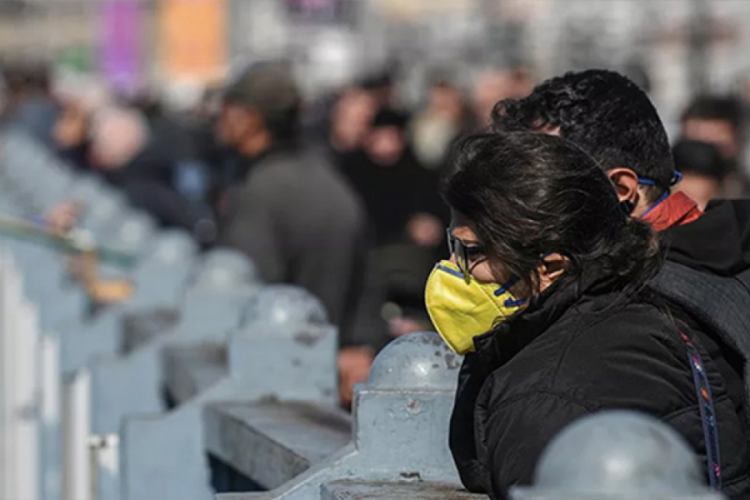 T&uuml;rkiye'de son 24 saatte 1212 yeni vaka!