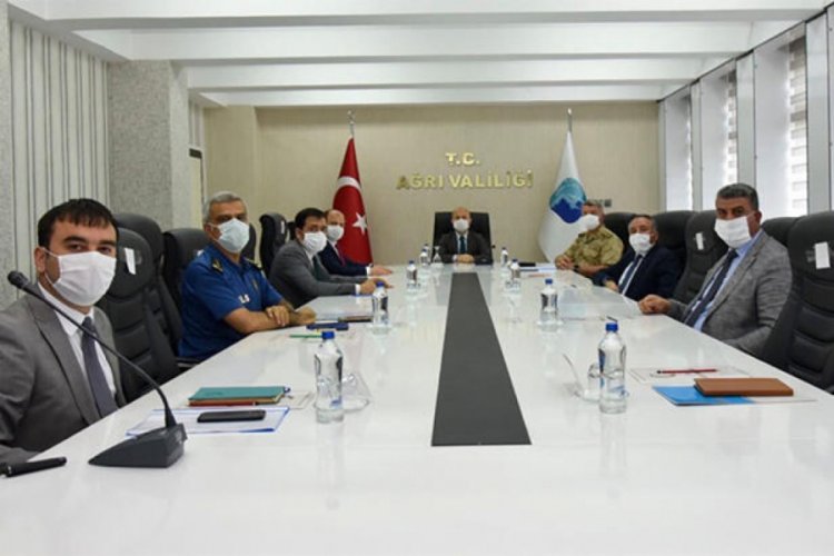 Ağrı'da belirli b&ouml;lgelerde maske takmak zorunlu