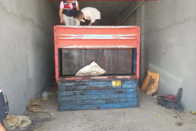 TPAO'dan 9 bin 200 litre ham petrol &ccedil;alan 3 kişi g&ouml;zaltına alındı