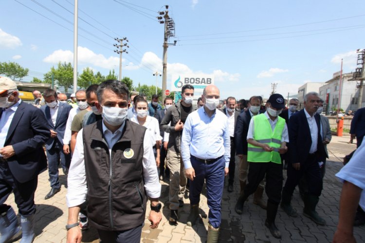 Bakan Soylu ve Bakan Pakdermili'den Bursa'da sanayi b&ouml;lgesine ge&ccedil;miş olsun ziyareti