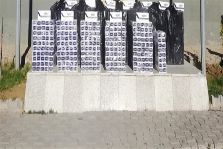 MSB: Hudut hatlarında 4 kilo esrar ile 6 bin 280 paket ka&ccedil;ak sigara ele ge&ccedil;irildi