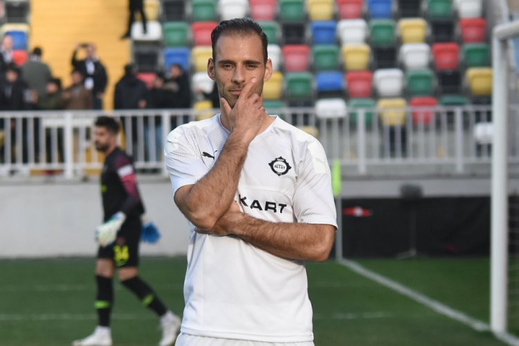 Altay'da Paixao şampiyonluktan emin