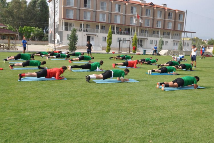 Nazilli Belediyespor hazırlıklarını s&uuml;rd&uuml;r&uuml;yor