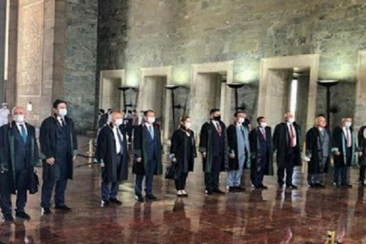 TBB'de Feyzioğlu'na tepki istifası