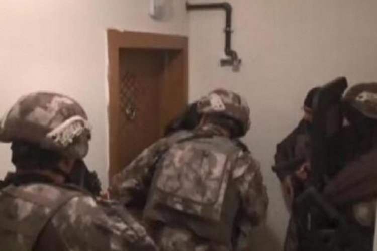 2 Suriyeliye, YPG &uuml;yeliğinden 6 yıl 3'er ay hapis cezası