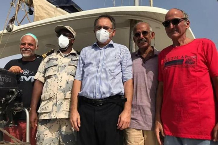 Eritre'de serbest bırakılan T&uuml;rk denizciler Cibuti'ye ulaştı