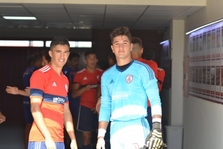 Trabzonspor, Muhammet Taha i&ccedil;in Altınordu ile el sıkıştı