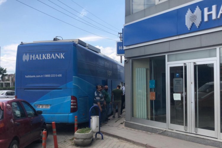Halkbank Bursa Orhangazi şubesi karantinada