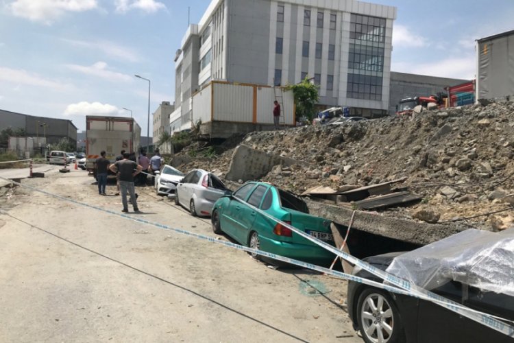 İstinat duvarının altında aracı kalan vatandaş yaşadıklarını anlattı